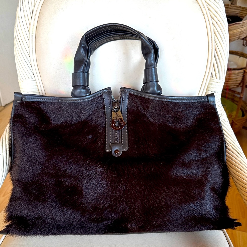 MONCLER Fur Leather Tote. Large. Made in Italy. Mint! RT $ 1349.
